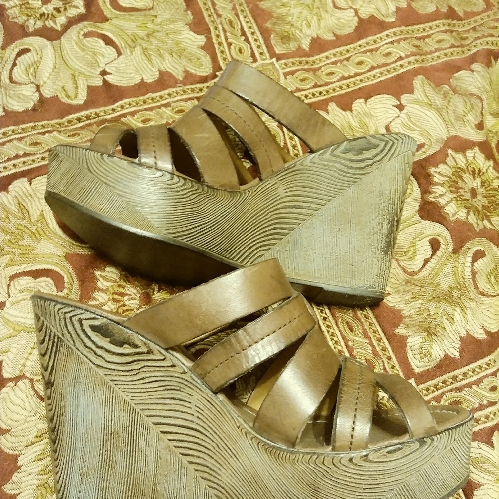 Wedges - Picture 4 of 5